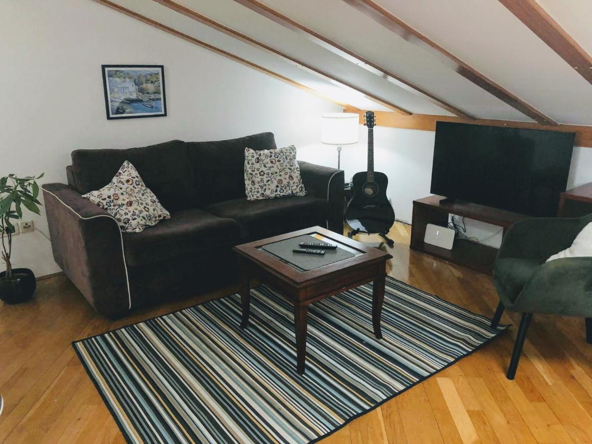 Apartament Lovely Place For *